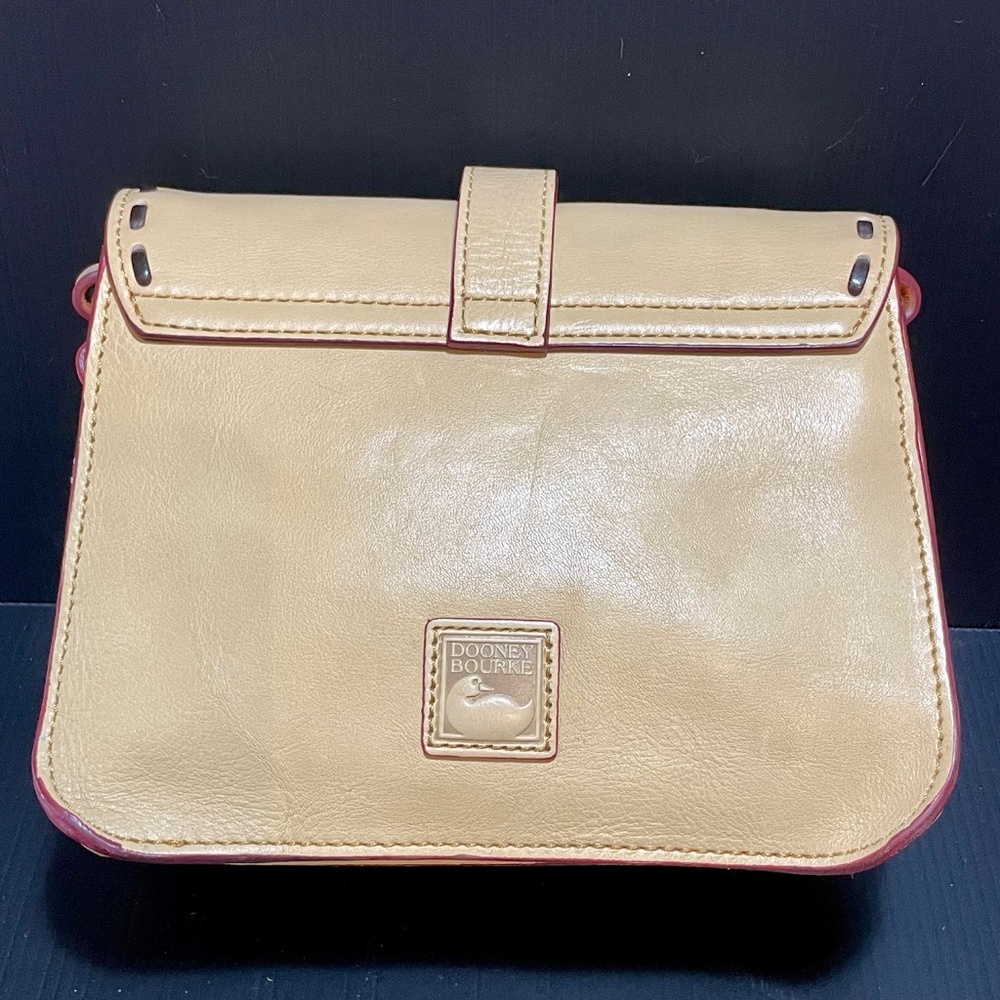 Vintage Dooney & Bourke Florentine Leather Cream Crossbody Binocular Purse - Picture 2 of 16